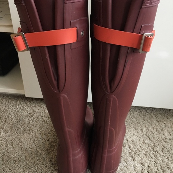 **SOLD** Hunter tall boots - Picture 4 of 7